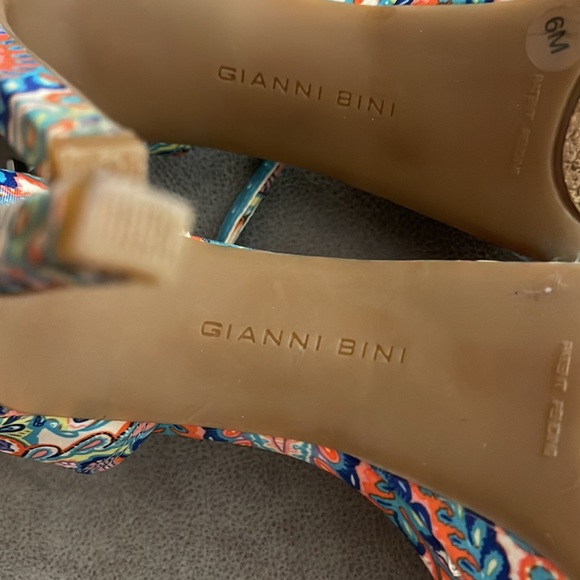Gianni Bini high heels Size 6 - Picture 6 of 6